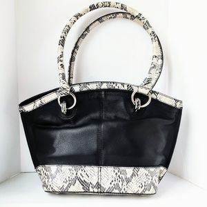 TIGNANELLO Black Leather Snakeskin Trim Purse